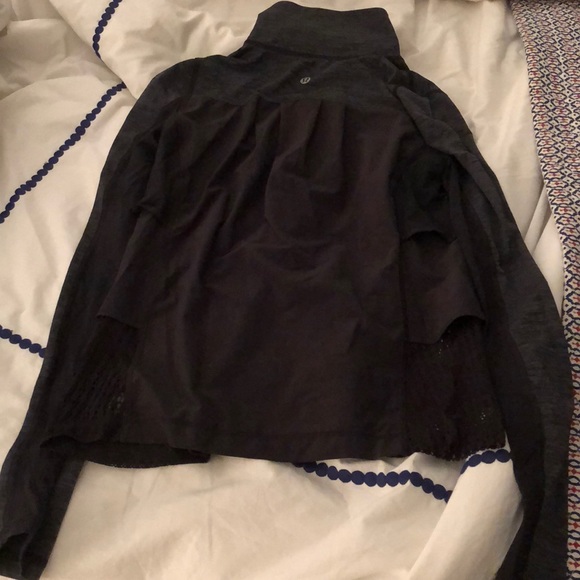 Lululemon 3/4 Zip - Picture 4 of 5